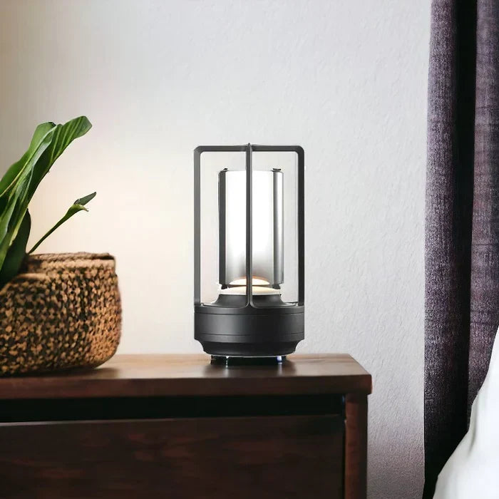 Varm LED Trådløs Bordlampe – Batteridrevet Nordisk Design - LED med Touchkontrol, Egnet til Soveværelse, Hjem, Udendørs - Ideelt Nattelys