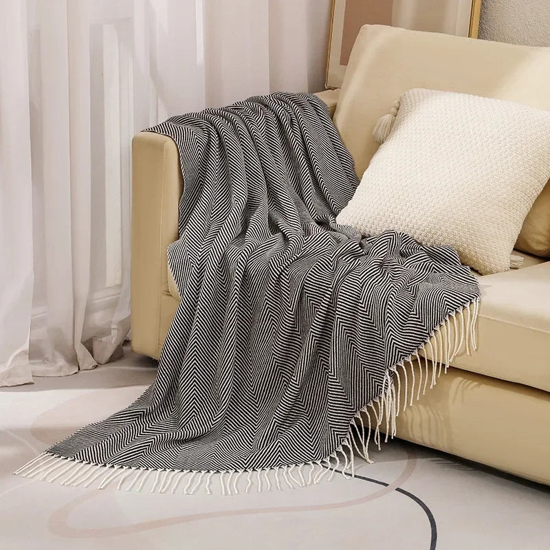 Nordisk Stribet Sofa Plaid