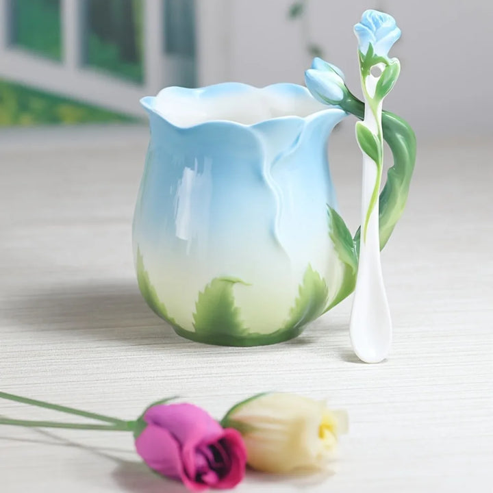 3D Rose Blomst Kaffe Krus Keramiske Kaffe Krus Søde Æstetiske Vandkopper med Ske Sommer Vinter Drikke Udstyr Valentines Day Gaver