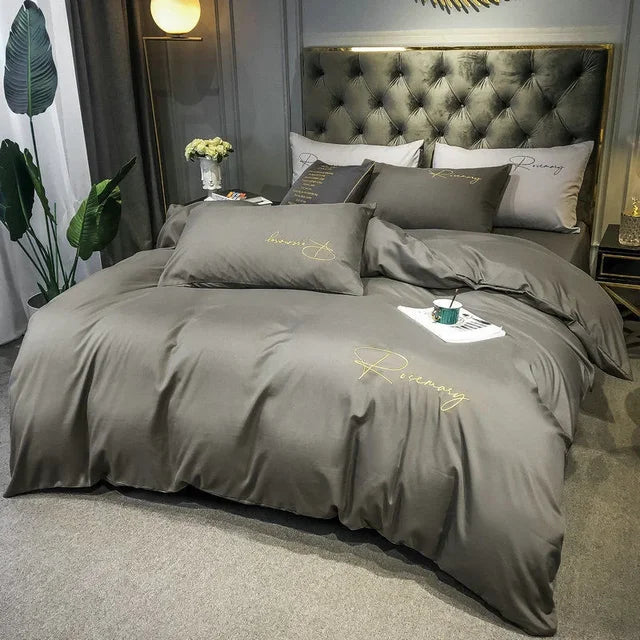 Luksus Duvet Cover med Elegant Broderi – Blød, Åndbar og Høj Kvalitet |
