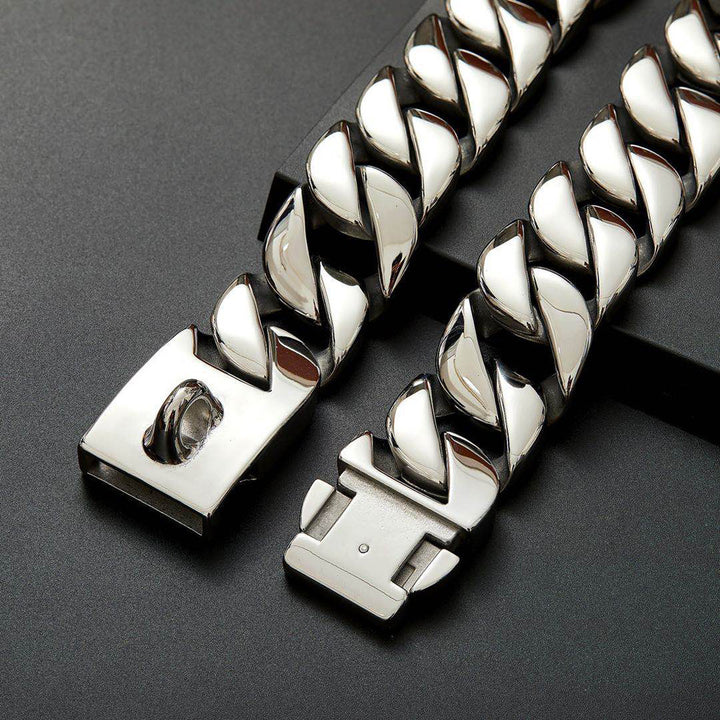 Styrke Nakke Metal Hundehalsbånd – Robust Rustfrit Stål Halsbånd til Store Hunde