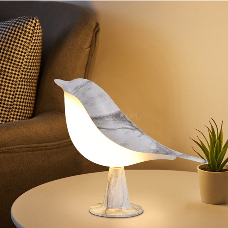 Genopladelig LED natlampe med berøringssensor og kreativ fugledesign