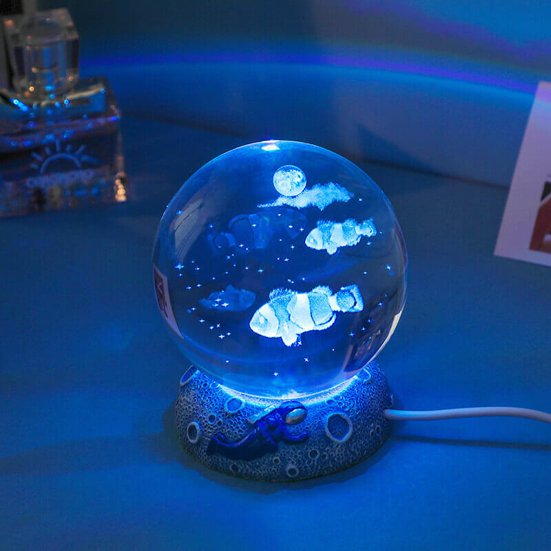 AquaGlobe Krystal Kugle Nattelys | Underwater World LED Lampe | Stemningslys &amp; Dekor til Hjemmet