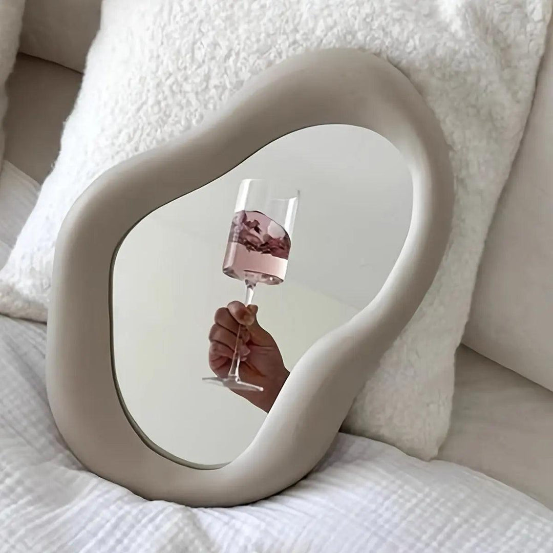 ReflectaCharm - Tidløst Vintage Spejl