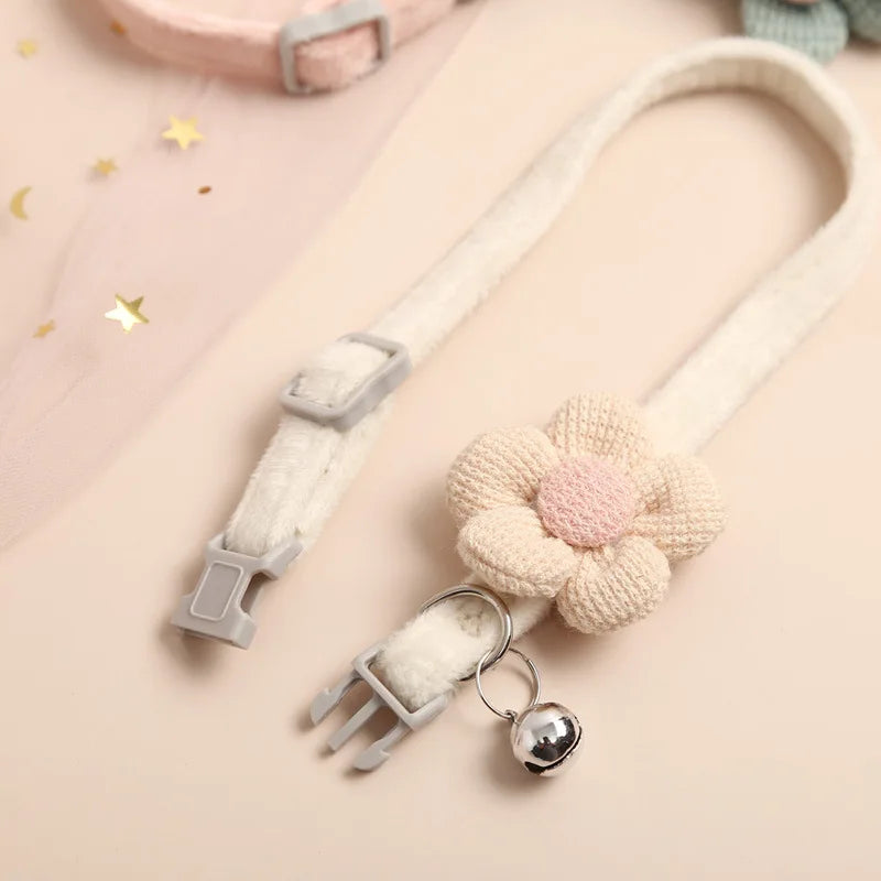 Justerbar Kattekrave med Blomst - FlowerCharm