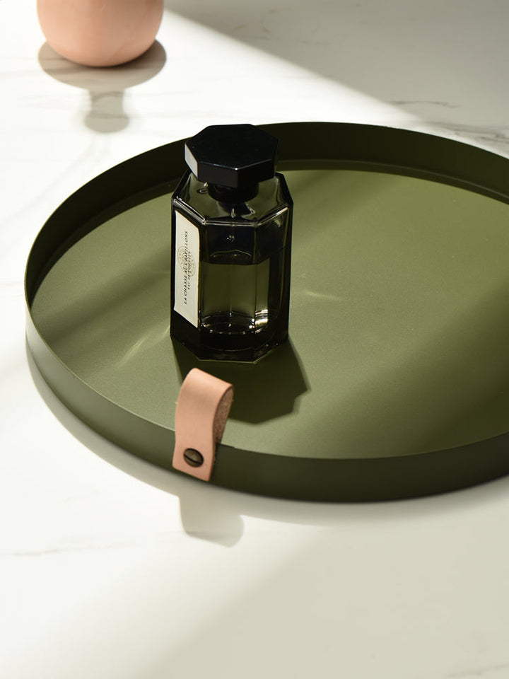 Nordisk Stil Læderhåndtag Smedet Jern Rund Bakke Farve Opbevaringsplade Vandglas Plade Hjemmeindretning
