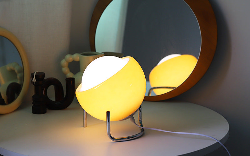 RETRO GLAS BORDLAMPE - AMBIENT NORDISK NATTELYS