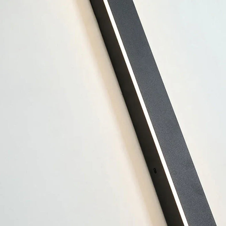 Lineær sort minimalistisk LED udendørs væglampe
