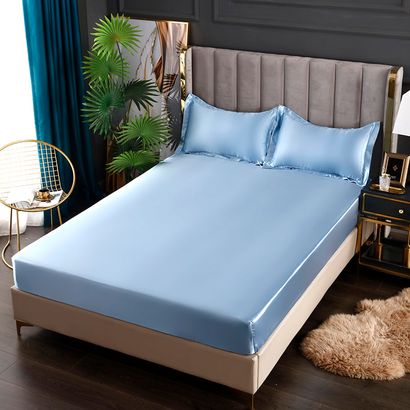 Silke Satin Elastisk Fitted Lagner med GRATIS* Silke Satin Puder