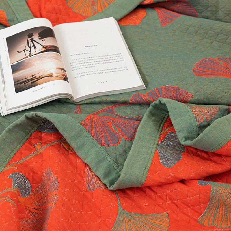 GinkgoQuilt – Sengesæt i bomuld med botanisk vendbar design