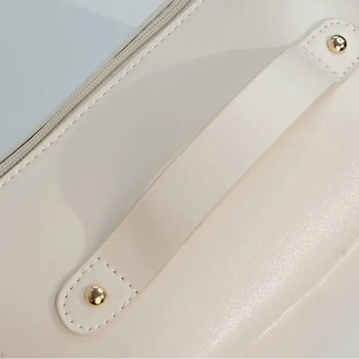 GlamourBox - Elegant kosmetikpose med stor kapacitet