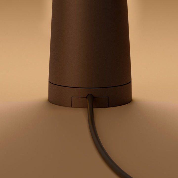 Skulptur bordlampe