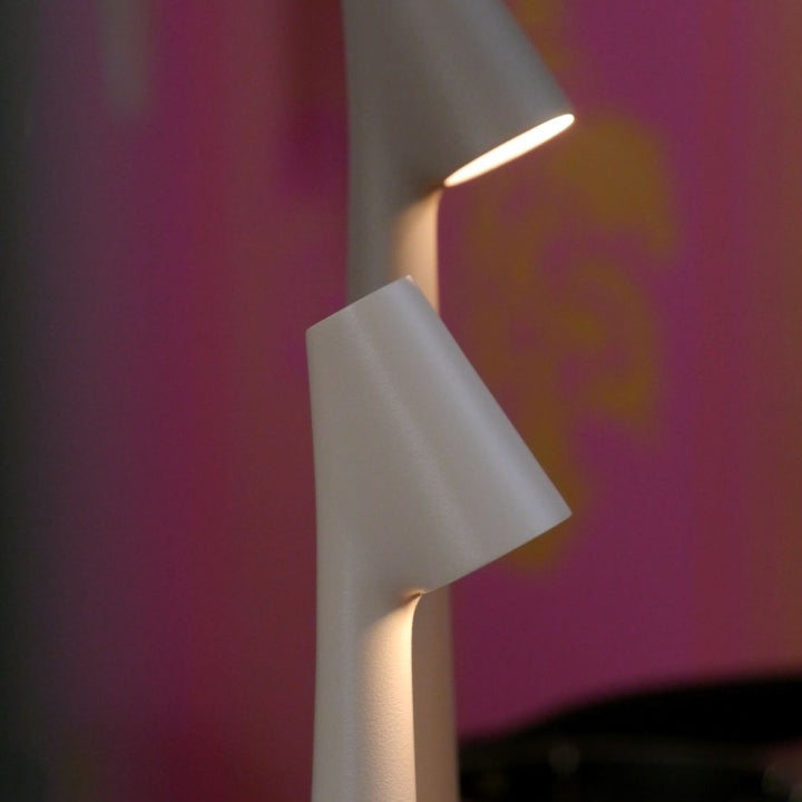 Skulptur bordlampe