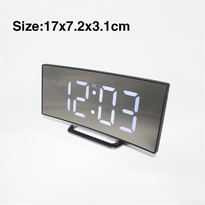 LED Digital Vækkeur – Buet Spejldisplay, Bordur med Snooze-funktion, Elektronisk Borddisplay, Soveværelse og Stue Dekor