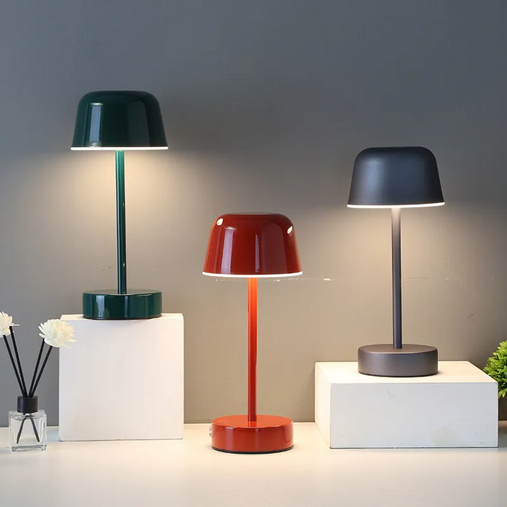 PRISMA PULSE FLARE – Dynamisk LED Bordlampe