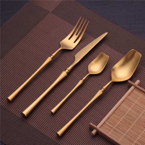 Luksuriøst Royal Cutlery Spisesæt