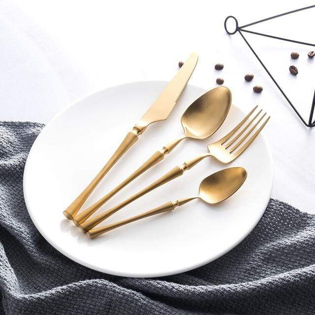 Luksuriøst Royal Cutlery Spisesæt
