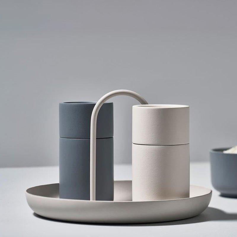 Minimalistisk, rund, dekorativ bakke