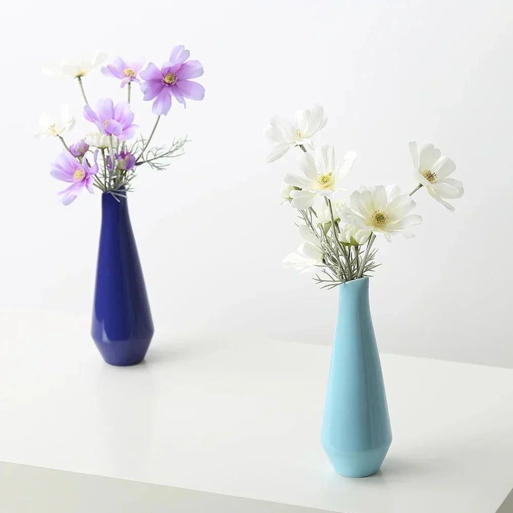 Moderne Lys Ensfarvet Porcelænvase