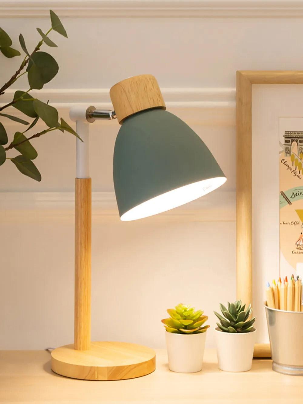 Nordisk Bordlampe | Træ, Jern
