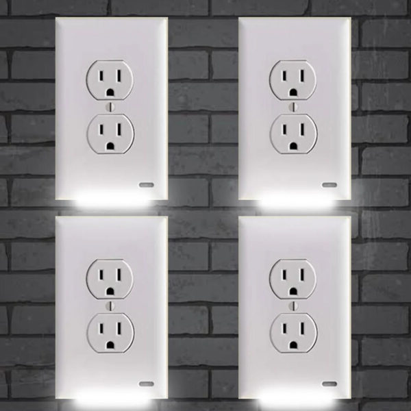 Pakke med 4x LED Natlys Stikdæksler | Energi Effektiv, Automatisk Sensor &amp; Sikker til Børneværelser