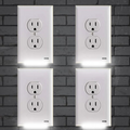 Pakke med 4x LED Natlys Stikdæksler | Energi Effektiv, Automatisk Sensor & Sikker til Børneværelser