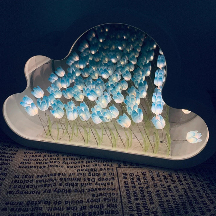 Tulip Cloud LED Spejl – Magisk Lys &amp; Dekorativt Design