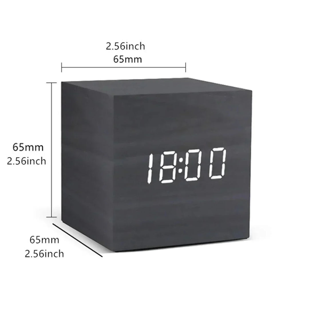 Digital LED Ur i Retro Stil