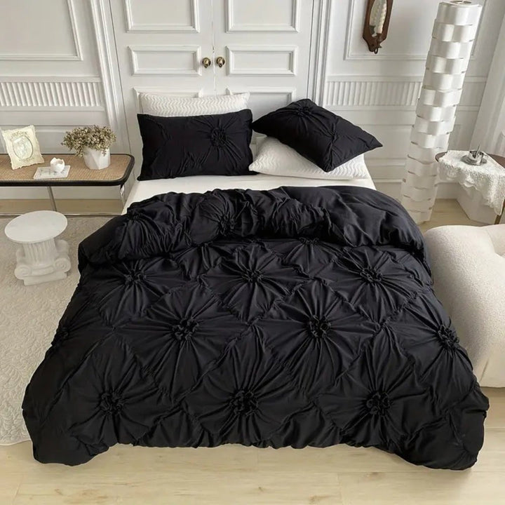RuffledWeave Duvet Sæt – Elegant rynket blomster dynebetræk sæt lavet af mikrofiber