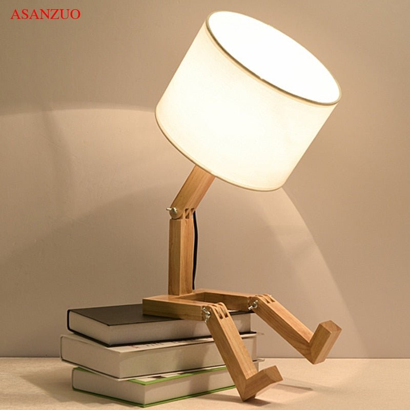 Træ Dreng Form LED Skrivebordslampe Skrivebords Ornament