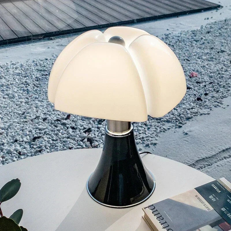 Designer Blomster Bordlampe - FloraLuxe